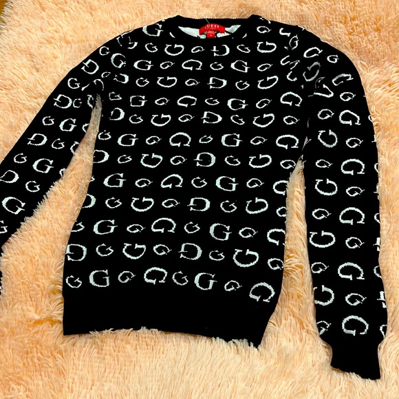 Black guess size  Small - Picture 1 of 3